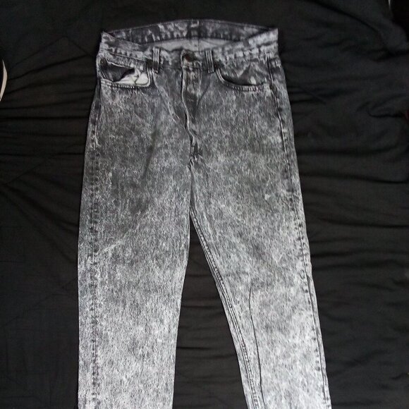 Vintage 80s Levi's 501 Red Tab Button Fly Acid Wash Jeans - Picture 2 of 8